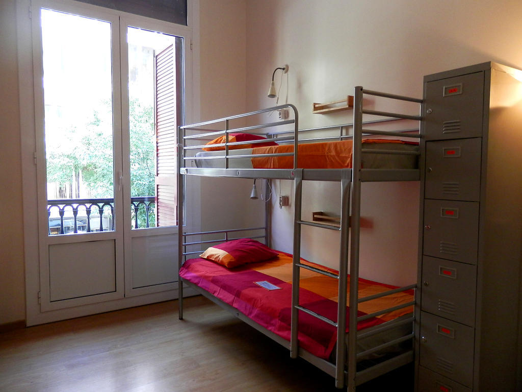 Barcelona Central Garden Hostal Δωμάτιο φωτογραφία